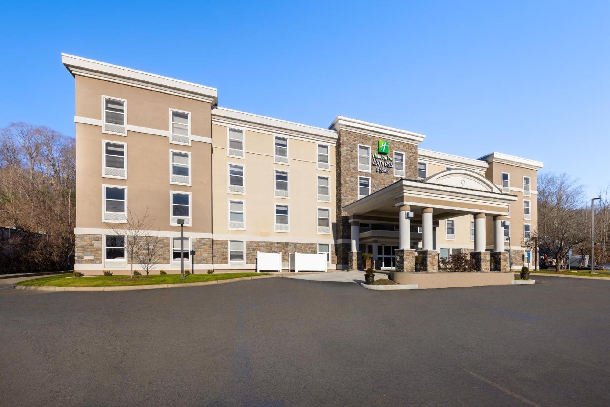 Holiday Inn Express Danbury I-84, An Ihg Hotel Exterior foto